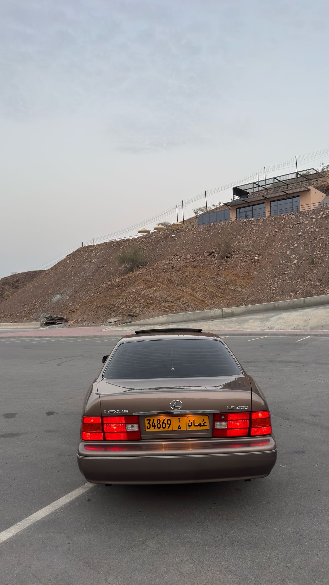 Car Image 1998 LEXUS LS 400