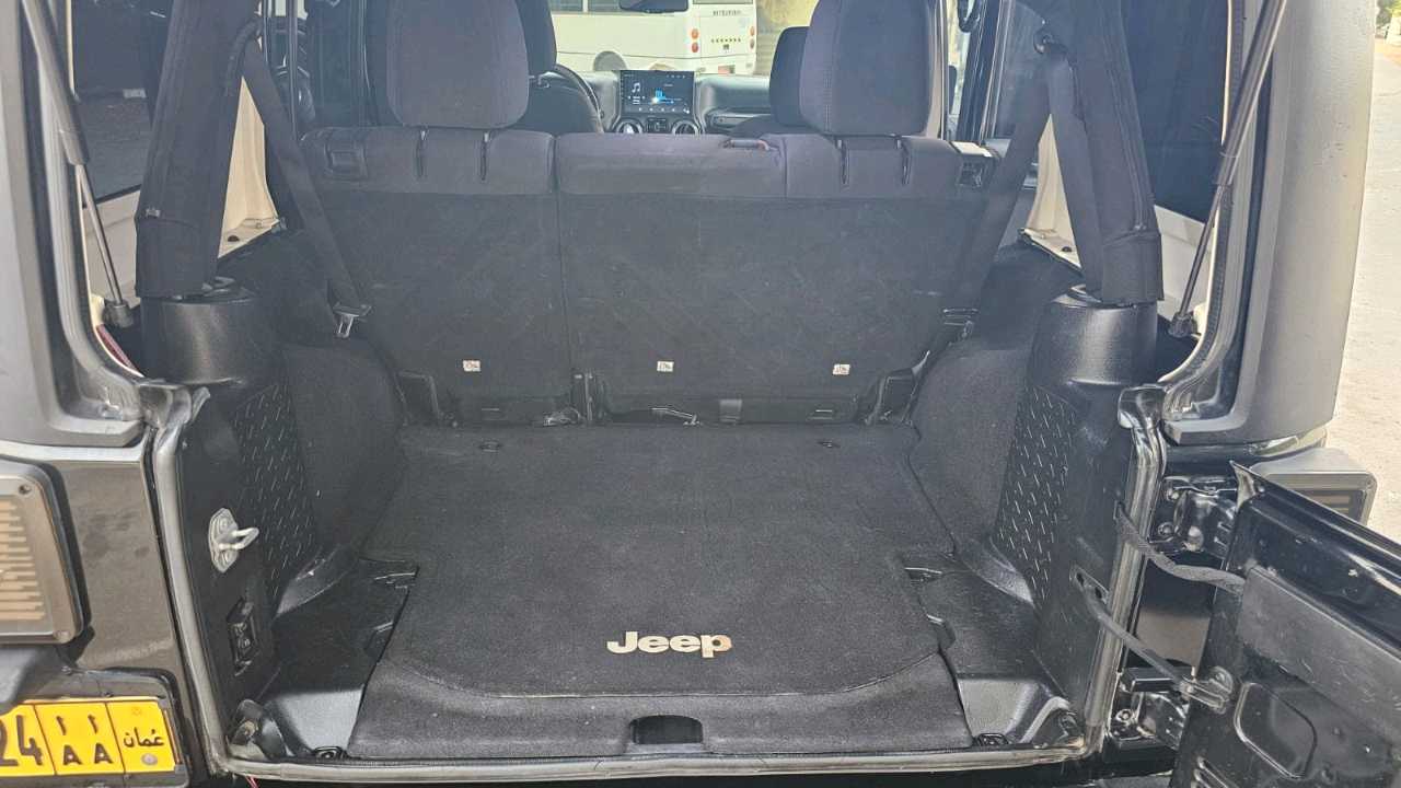 Car Image 2014 JEEP WRANGLER SAHARA