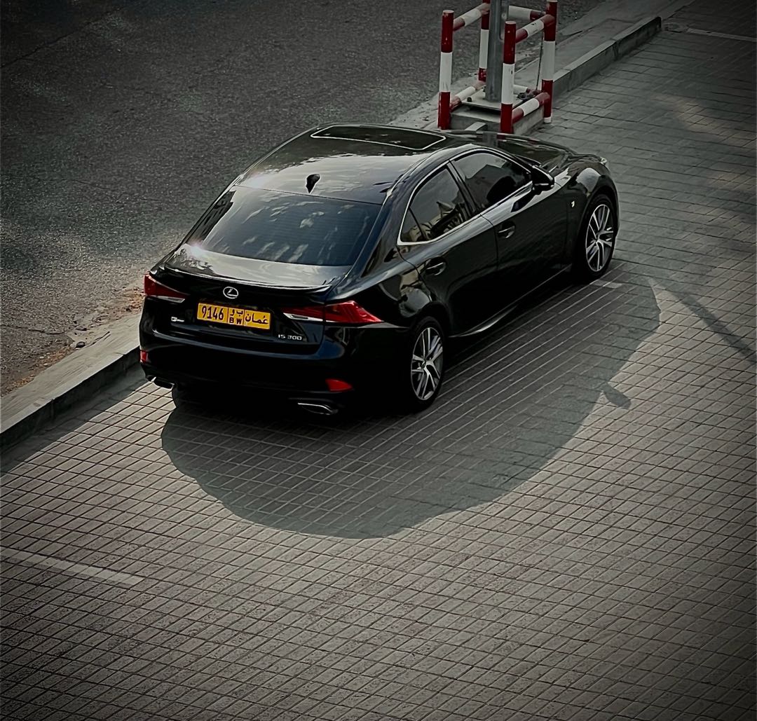 Car Image 2018 LEXUS IS 300