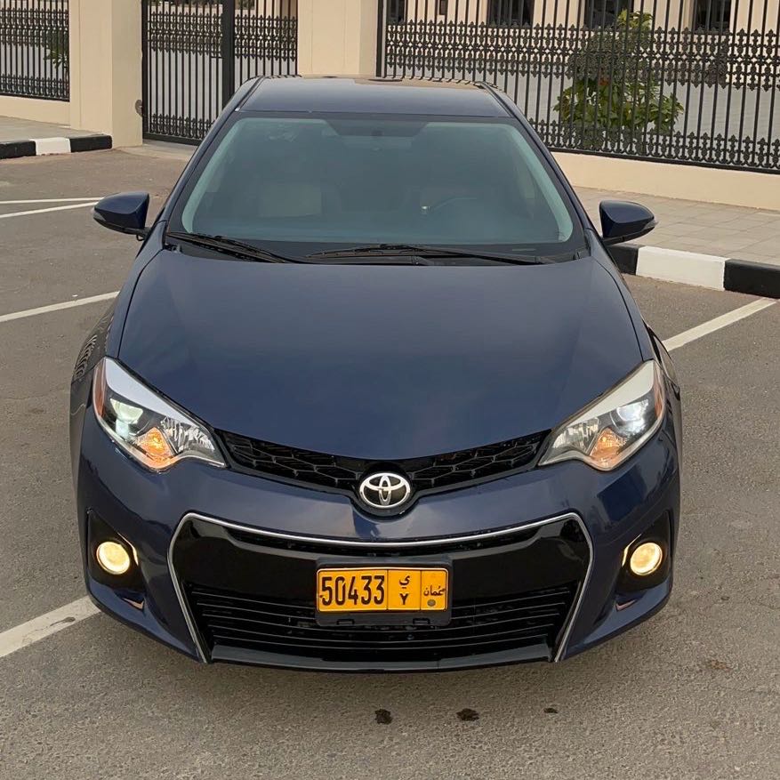 Car Image 2015 TOYOTA COROLLA S