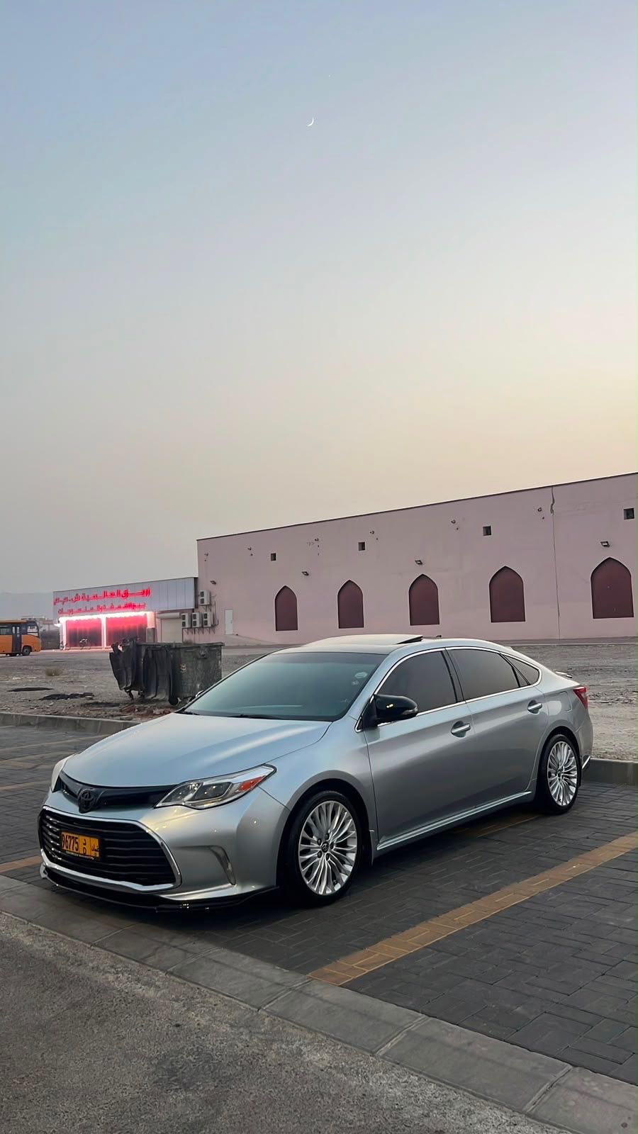 Car Image 2016 TOYOTA AVALON XLE