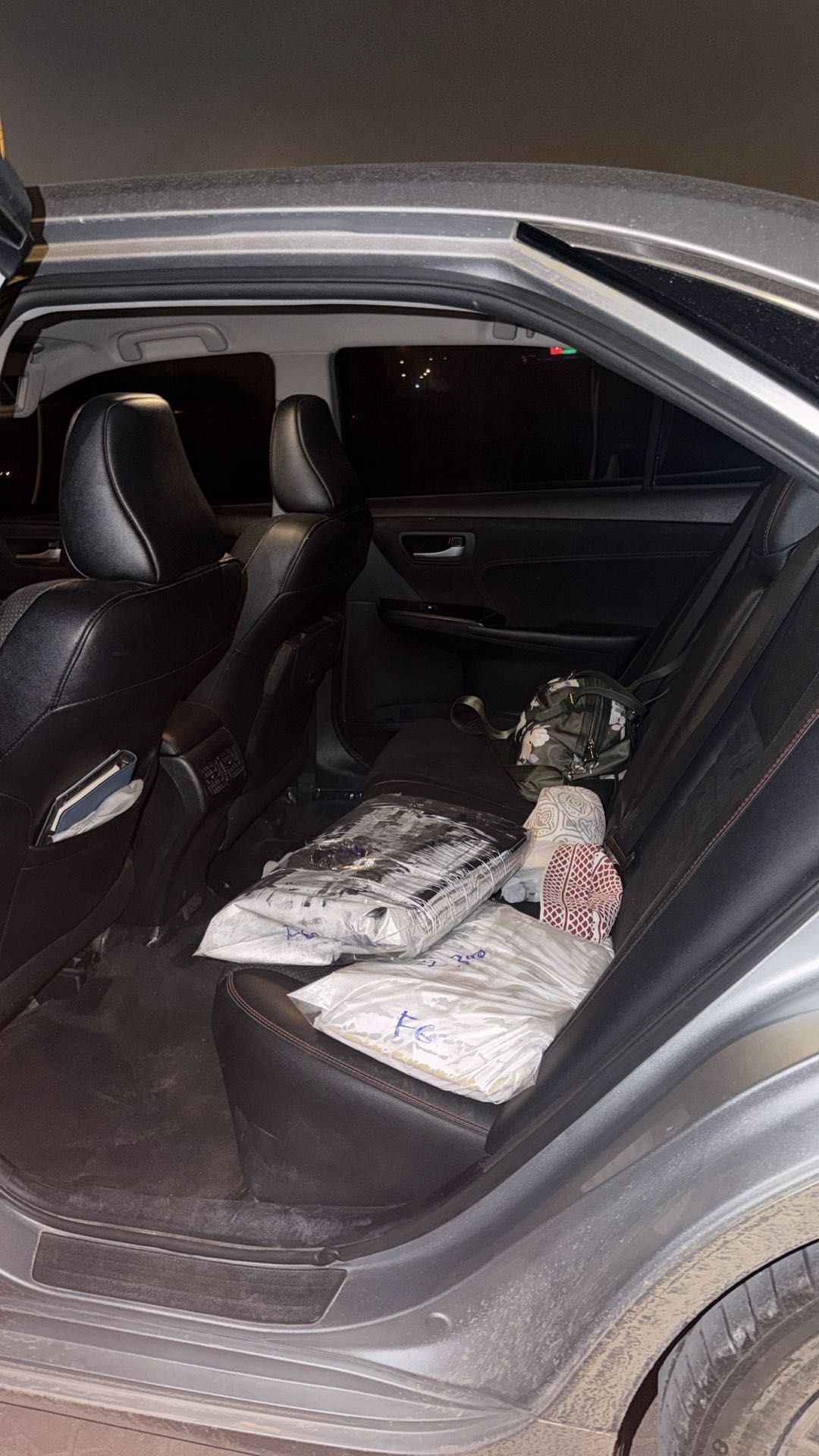Car Image 2017 TOYOTA CAMRY XSE