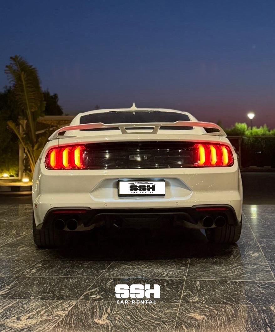 FORD MUSTANG 2022
