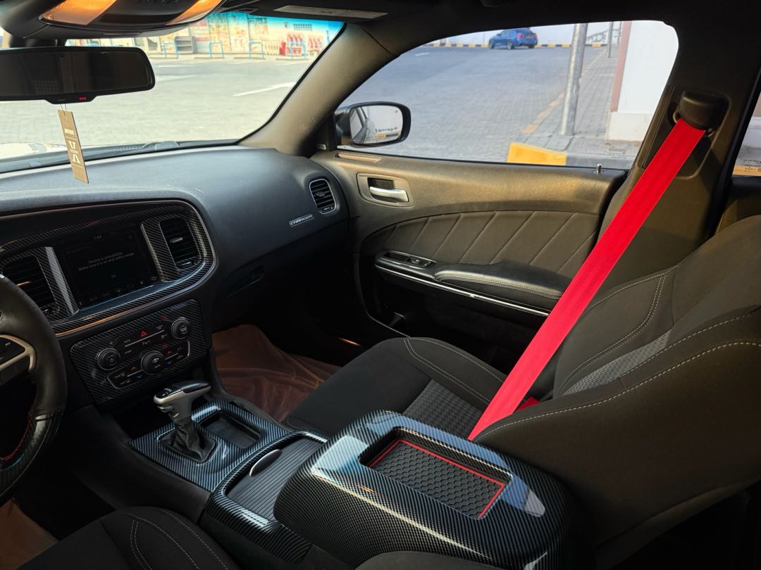 Car Image 2017 DODGE CHARGER R/T