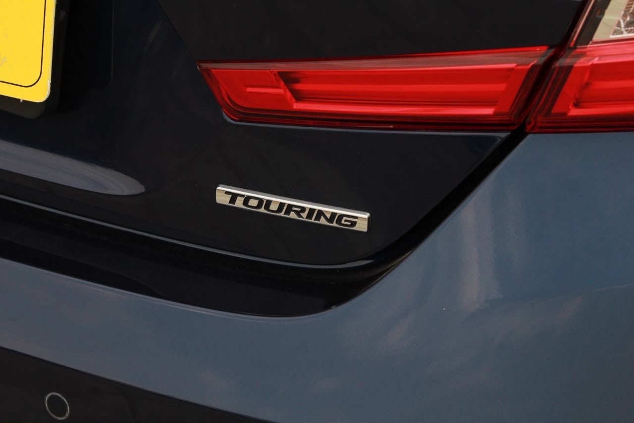 Car Image 2018 HONDA ACCORD TOURING