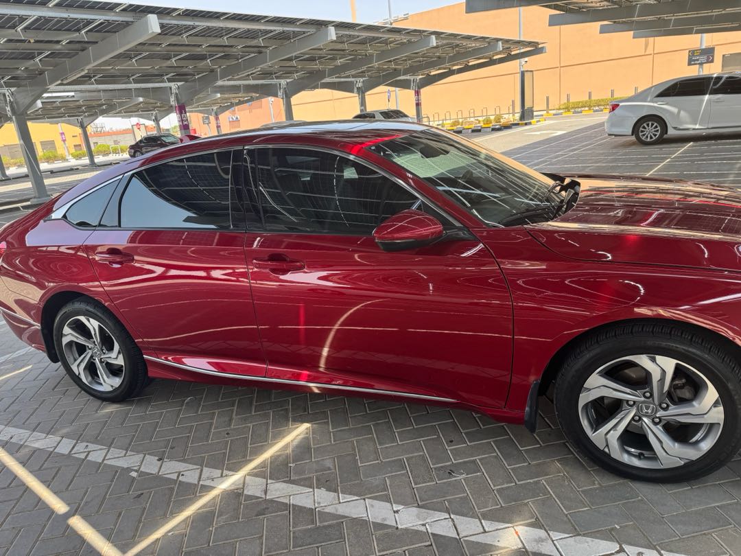Car Image 2018 HONDA ACCORD EXL
