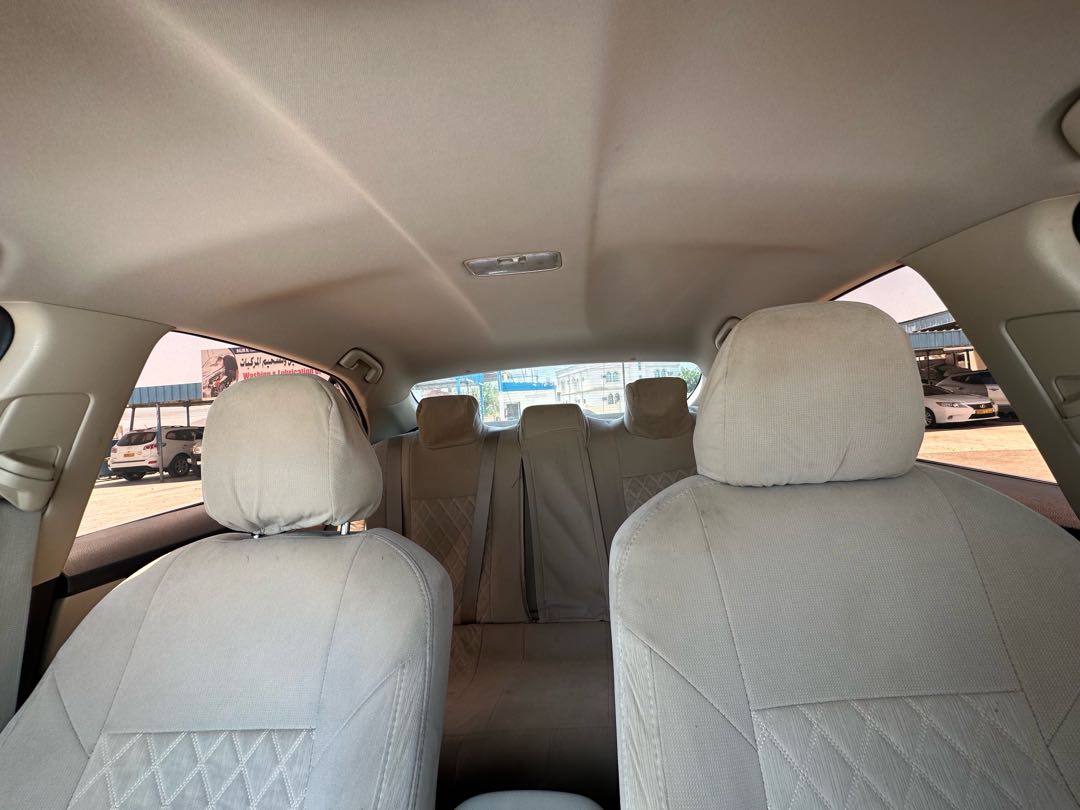 Car Image 2018 TOYOTA CAMRY LE