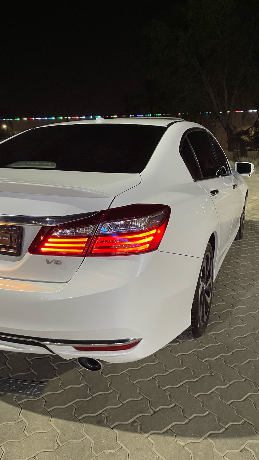 Car Image 2017 HONDA ACCORD EXL