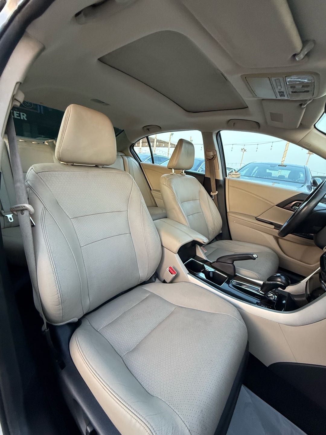 Car Image 2017 HONDA ACCORD TOURING