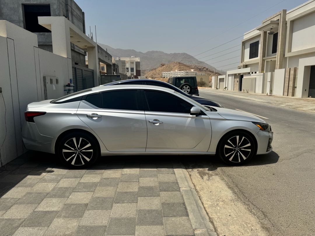 Car Image 2020 NISSAN ALTIMA S