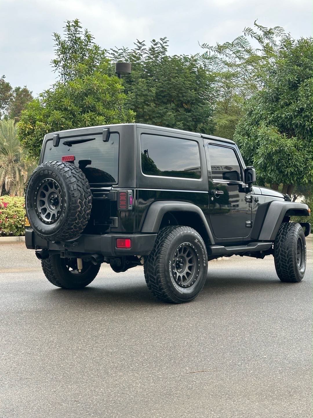Car Image 2013 JEEP WRANGLER Sport
