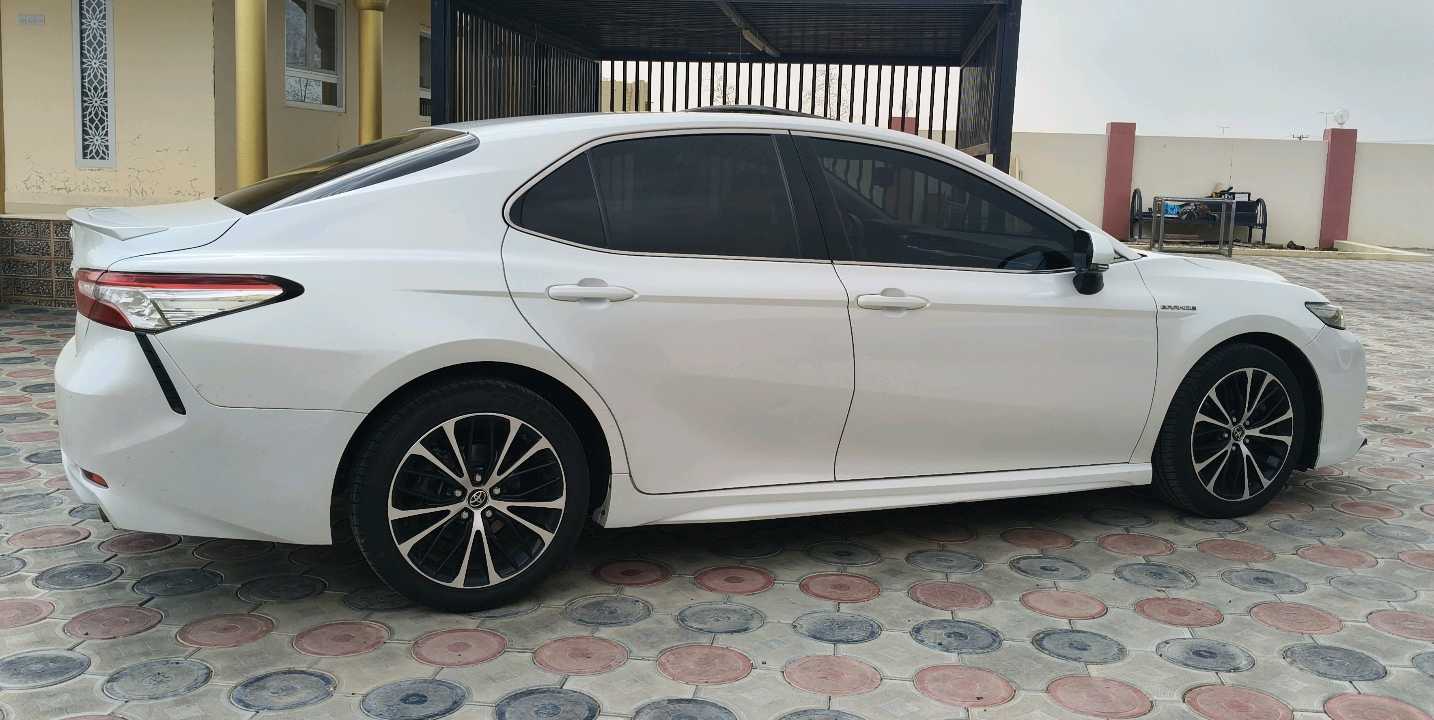 Car Image 2019 TOYOTA CAMRY Grande
