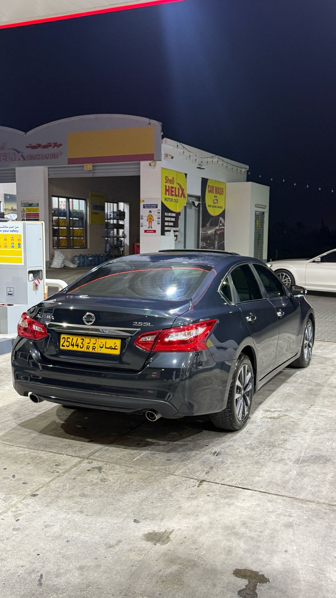 Car Image 2017 NISSAN ALTIMA SL