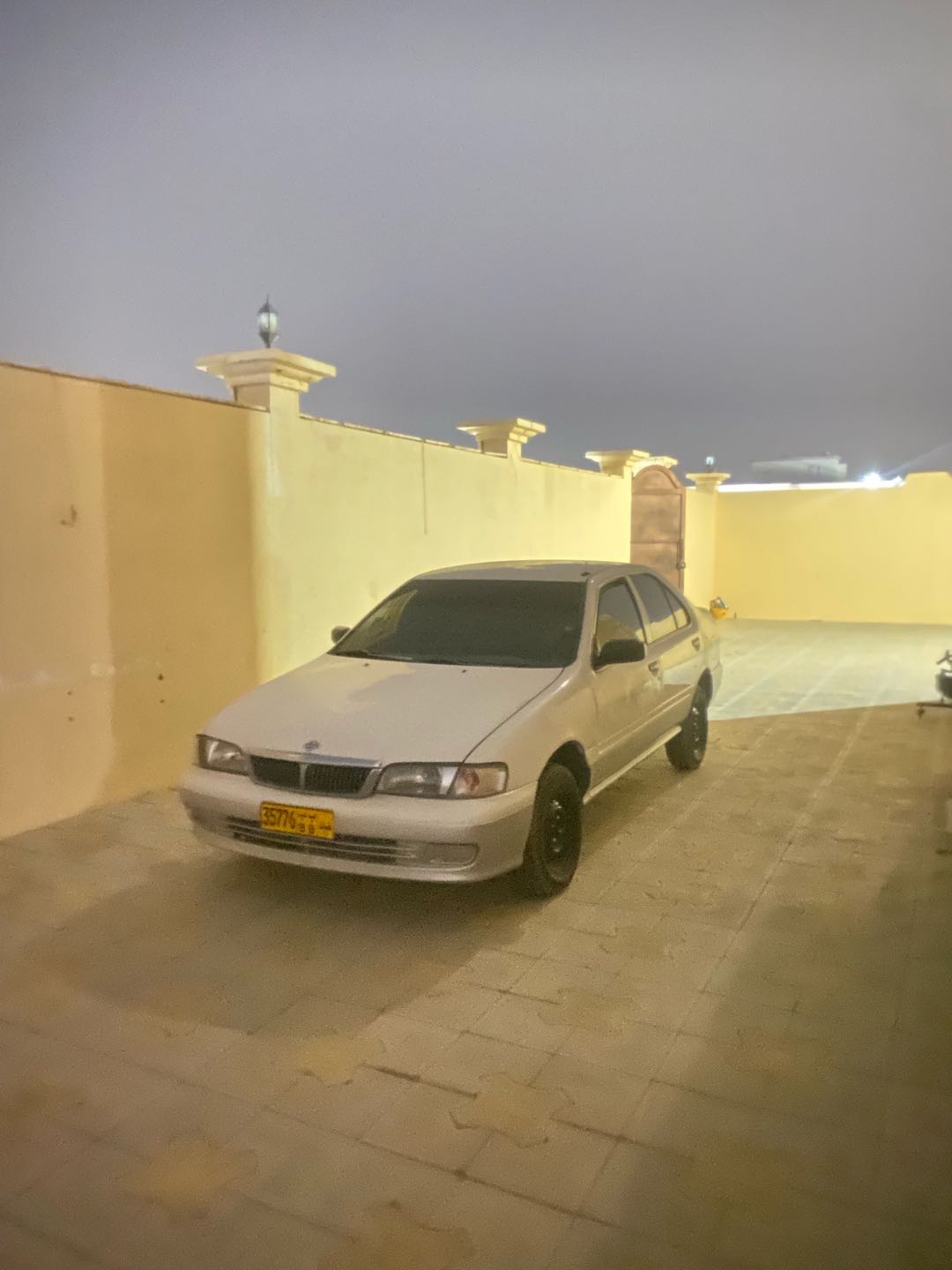 Car Image 1999 NISSAN SUNNY 