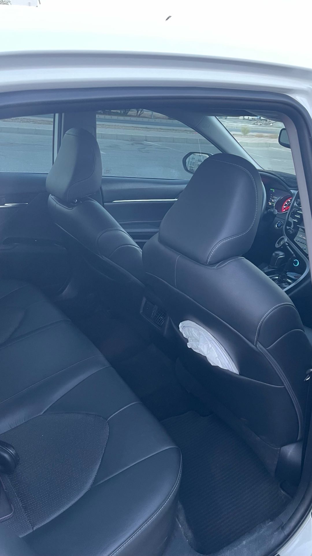 Car Image 2018 TOYOTA CAMRY XSE