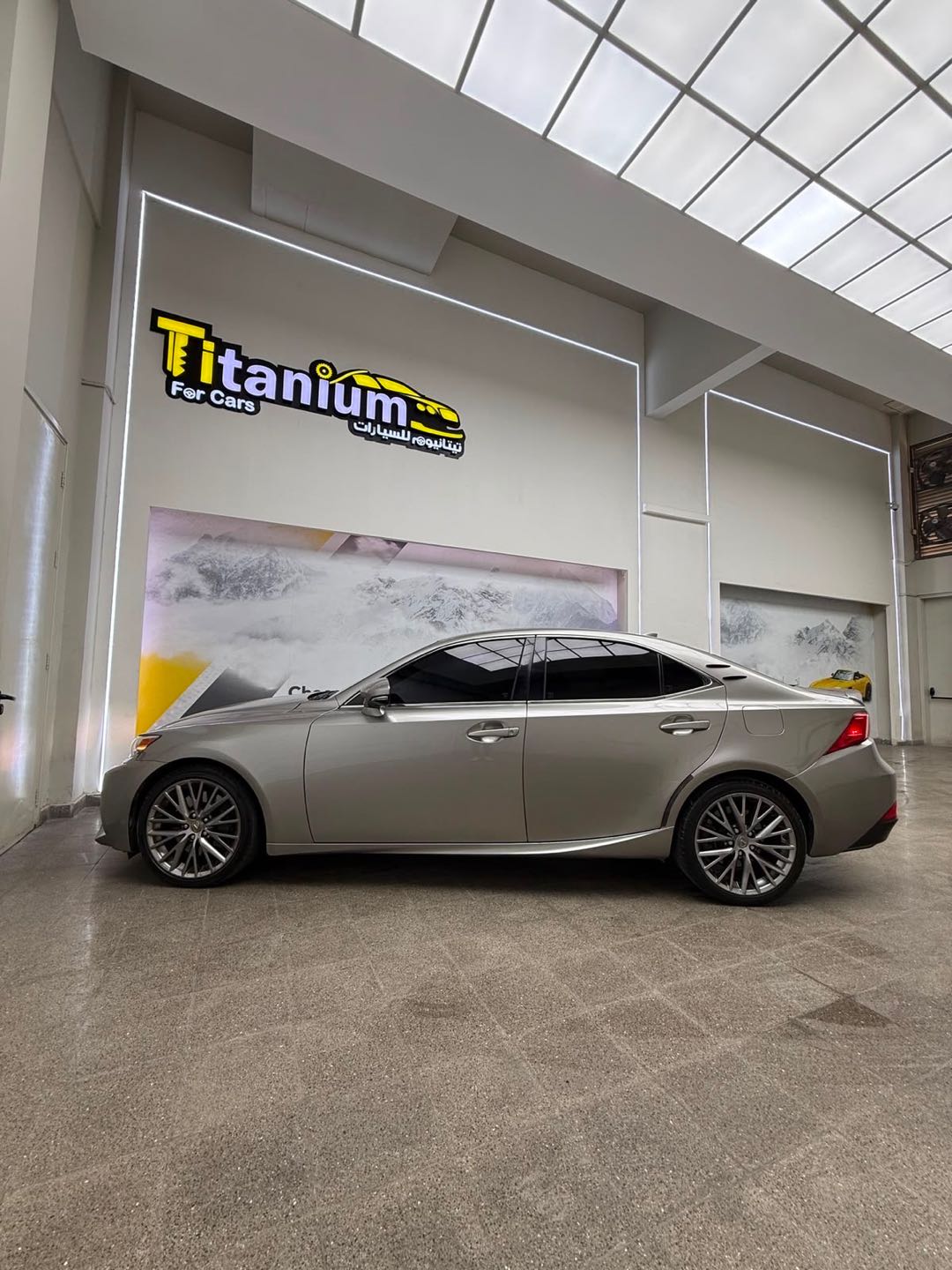 Car Image 2017 LEXUS IS 300