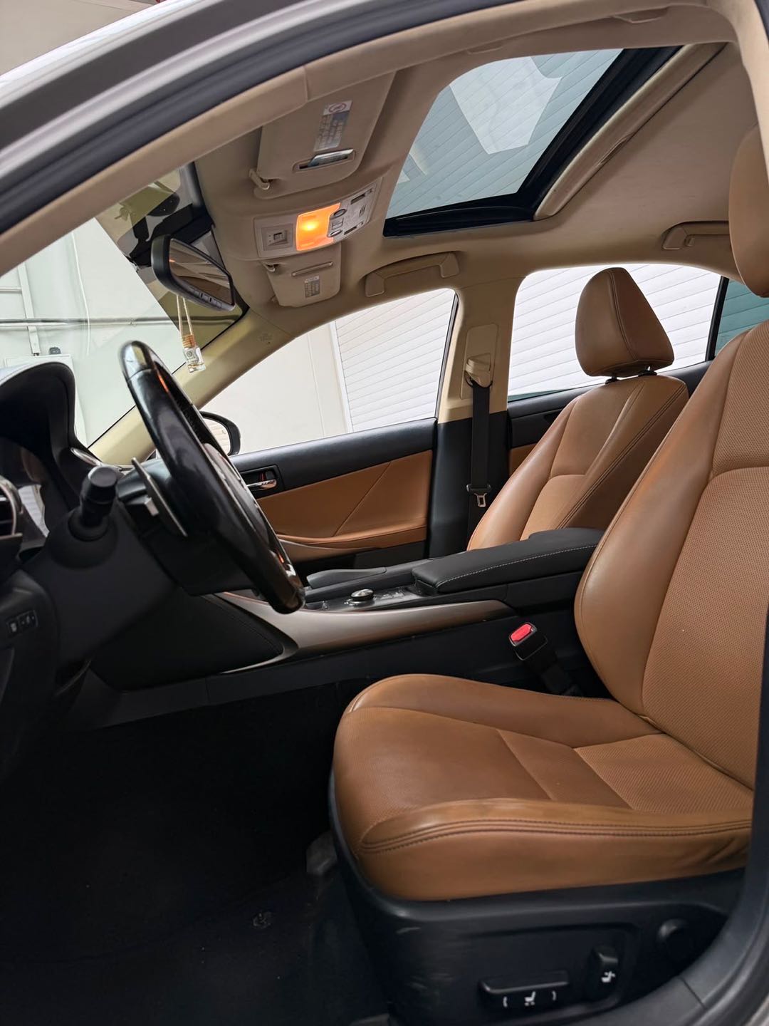Car Image 2017 LEXUS IS 300