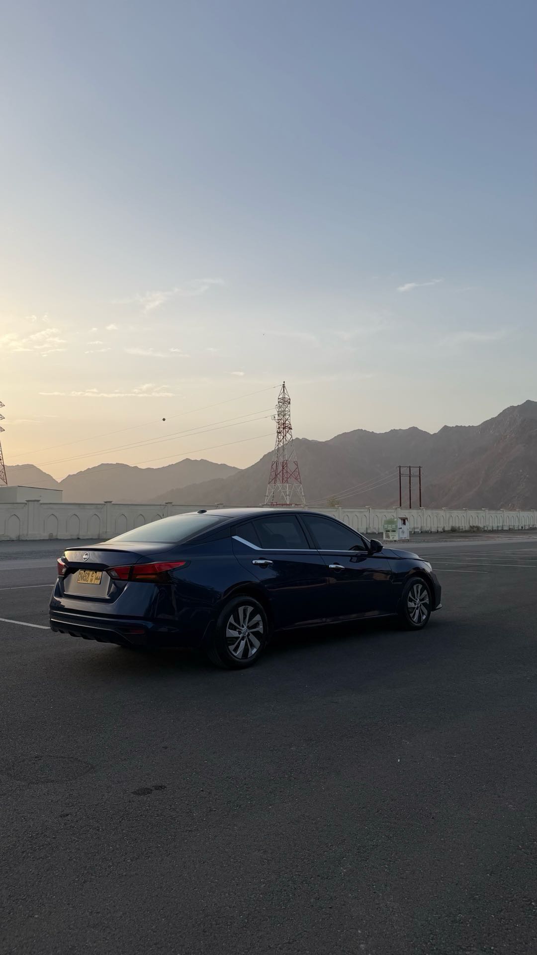 Car Image 2019 NISSAN ALTIMA S