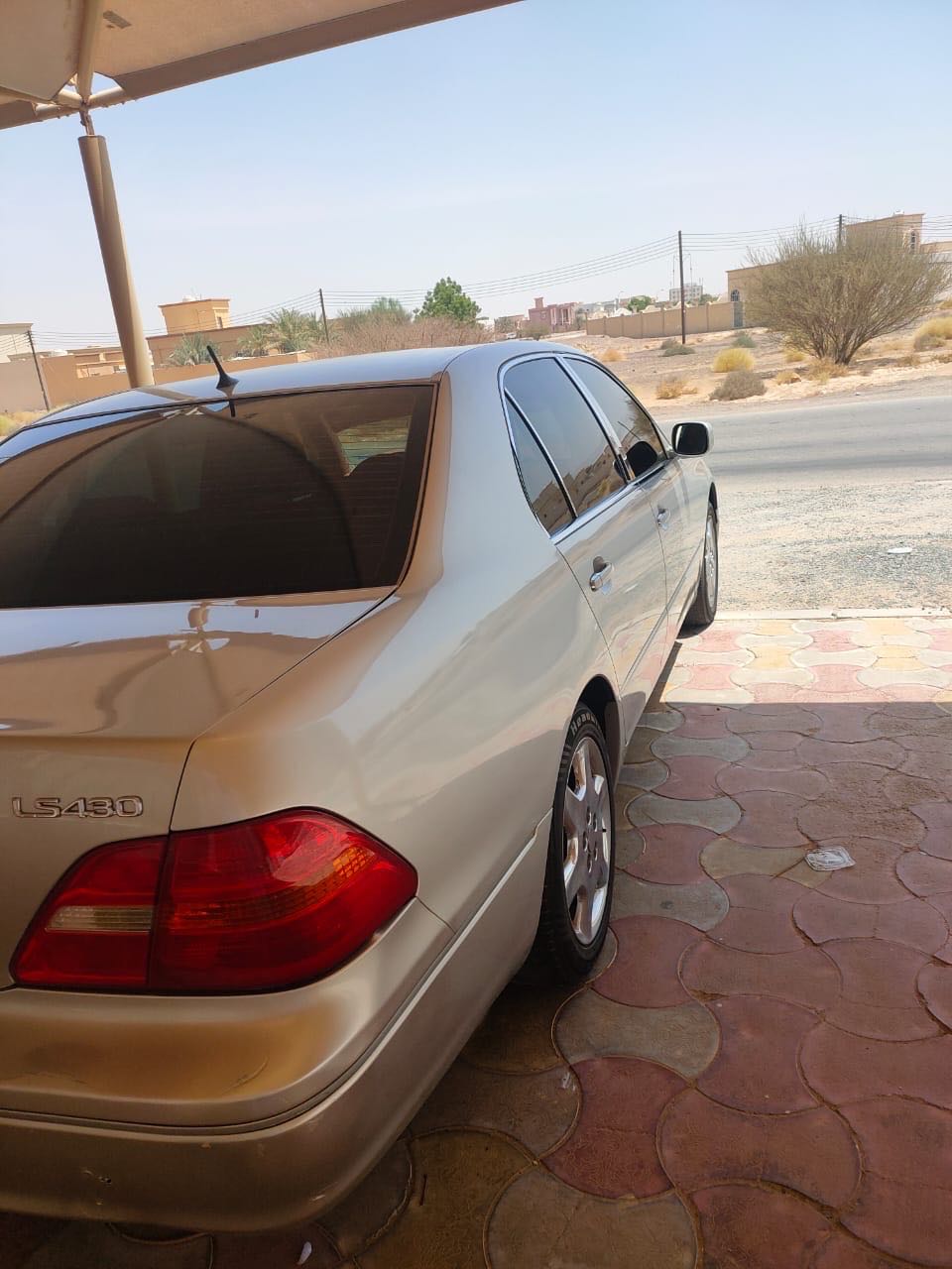 Car Image 2002 LEXUS LS 430