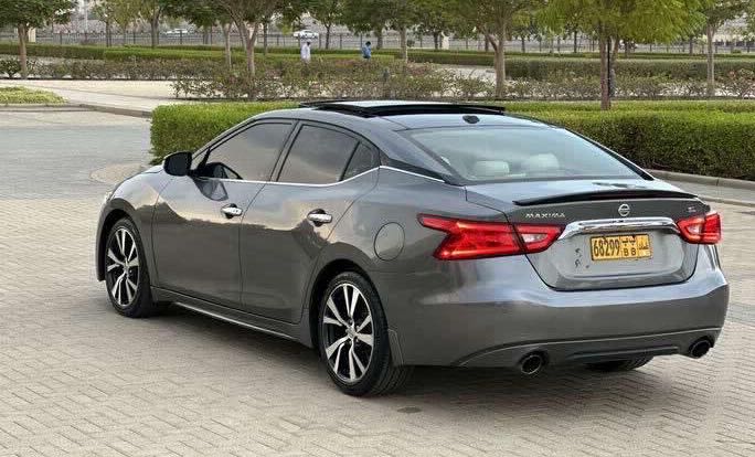 Car Image 2016 NISSAN MAXIMA SV