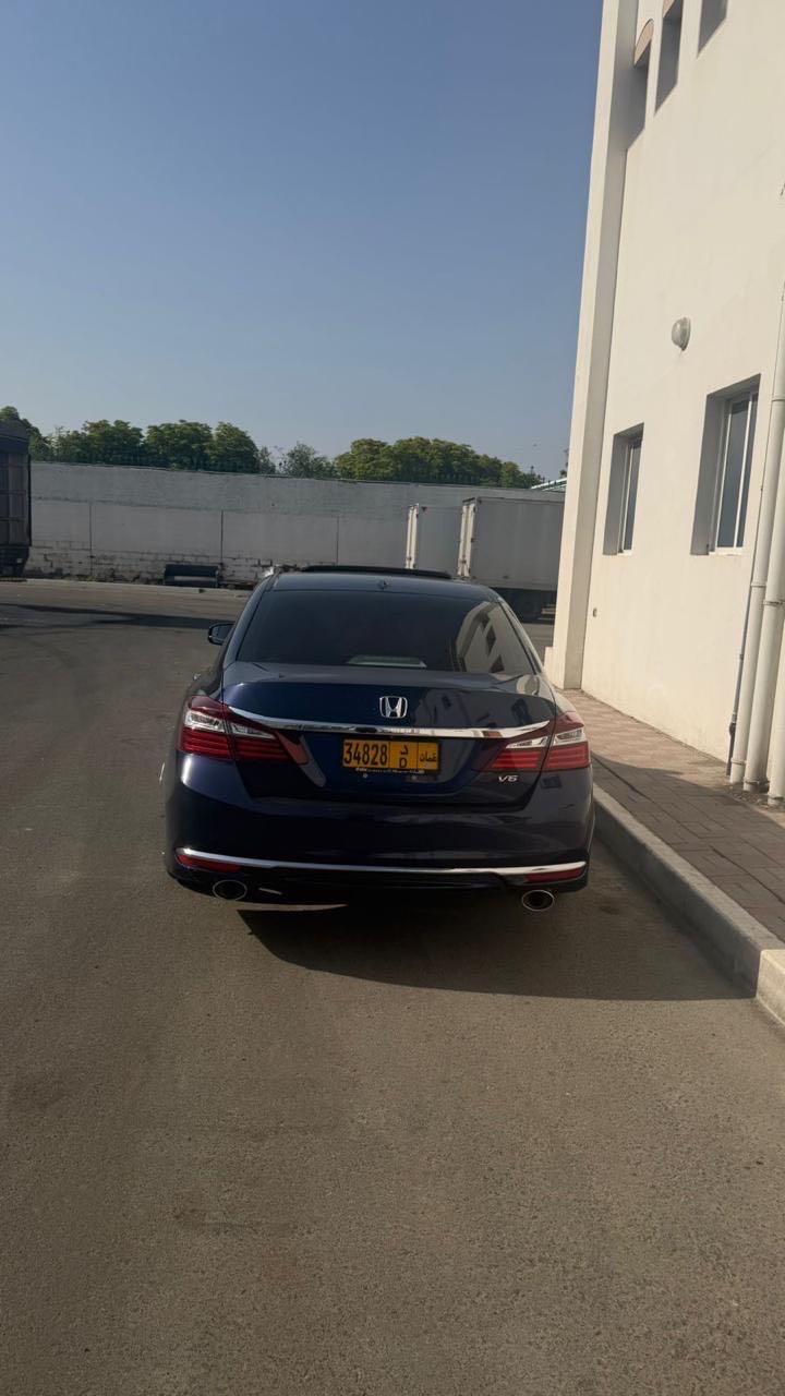 Car Image 2017 HONDA ACCORD SPORT