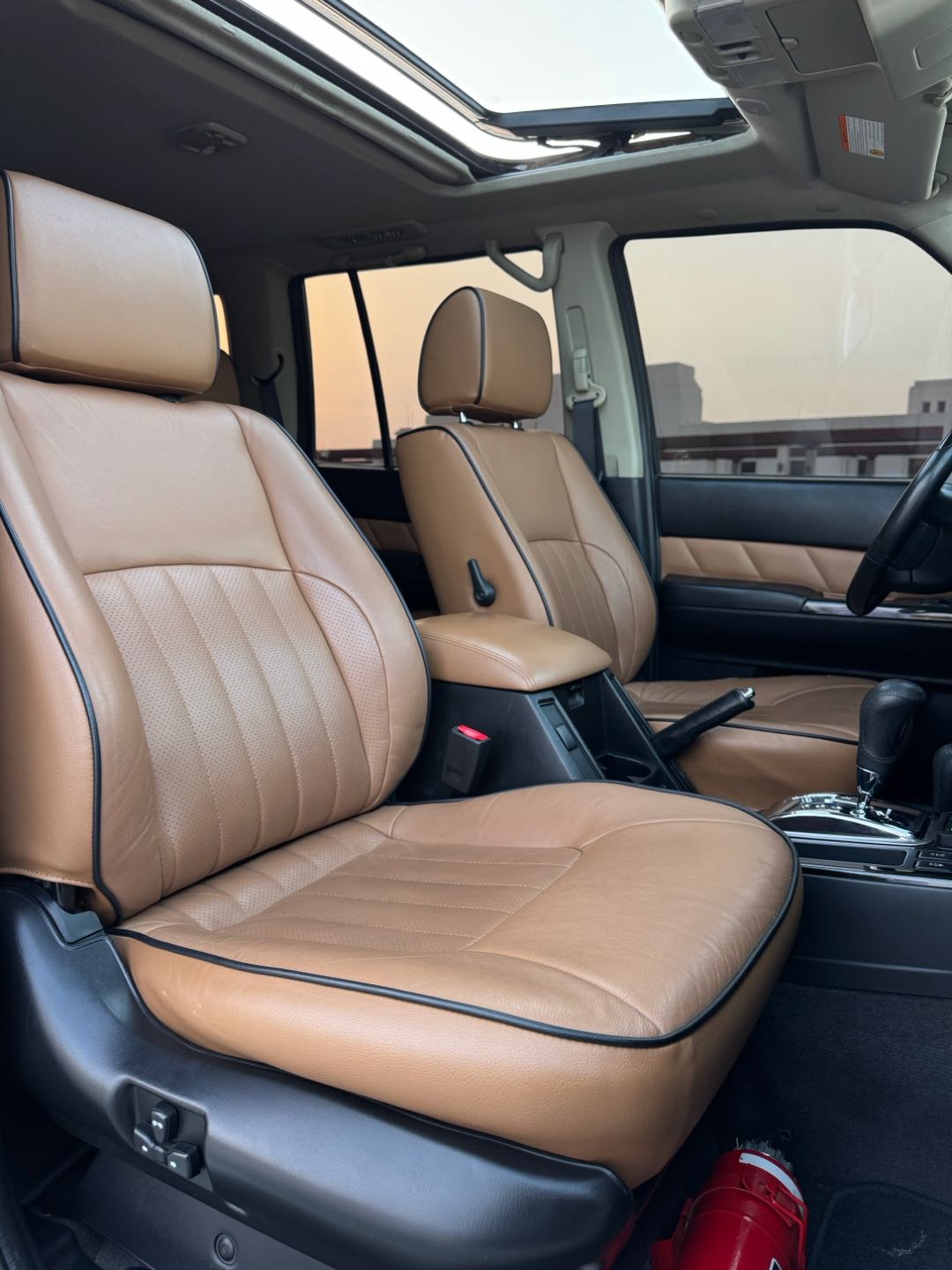 Car Image 2019 NISSAN SAFARI 