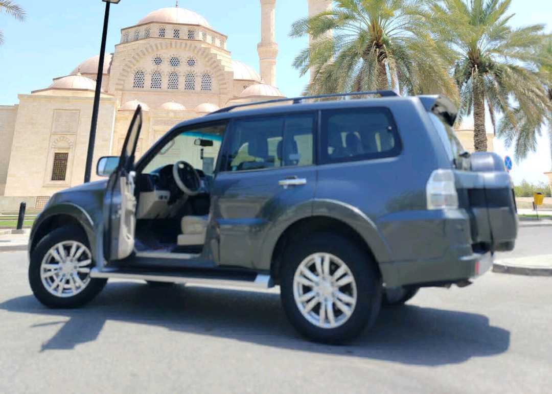 MITSUBISHI PAJERO 2019