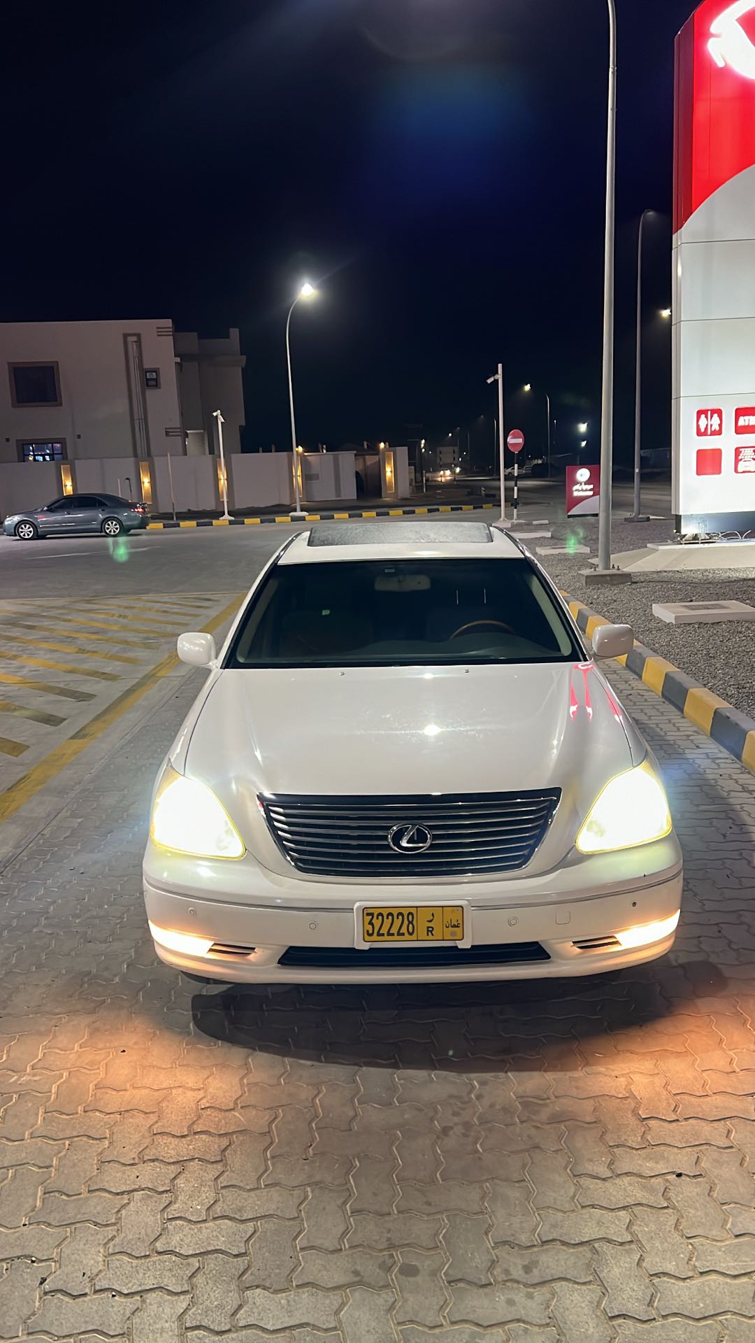 Car Image 2005 LEXUS LS 430