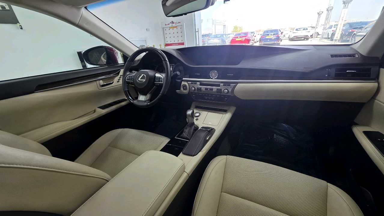 Car Image 2018 LEXUS ES 350
