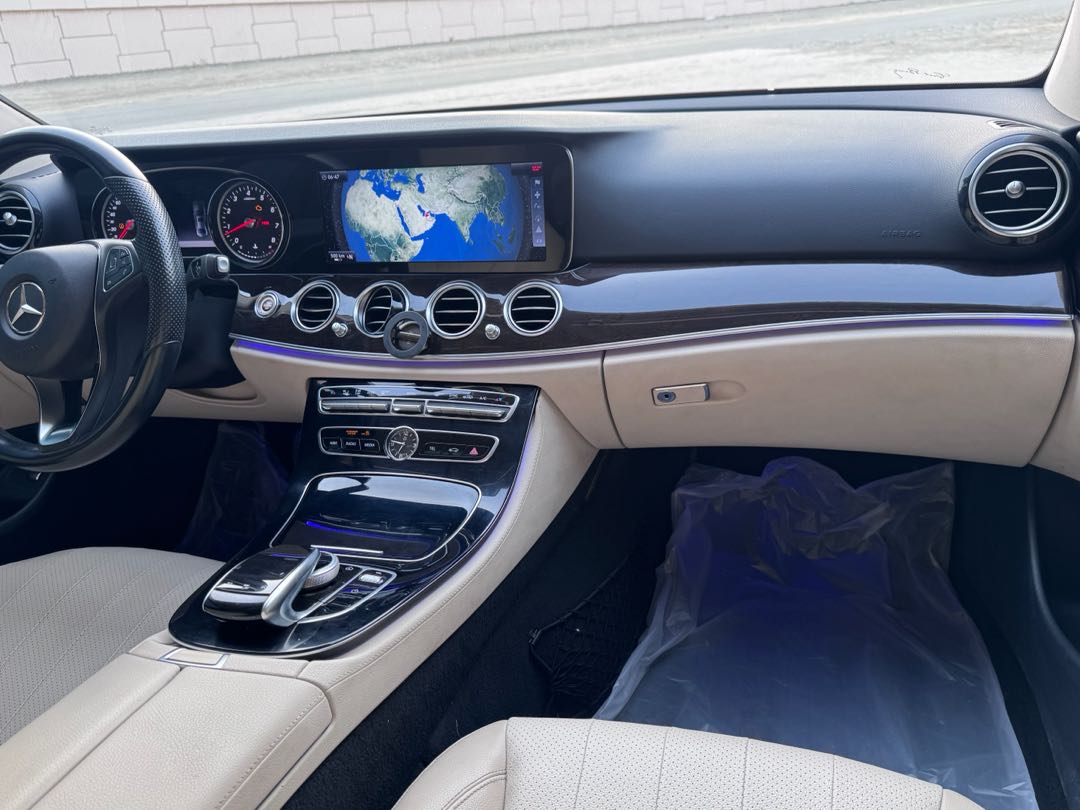 Car Image 2017 MERCEDES E Class 350