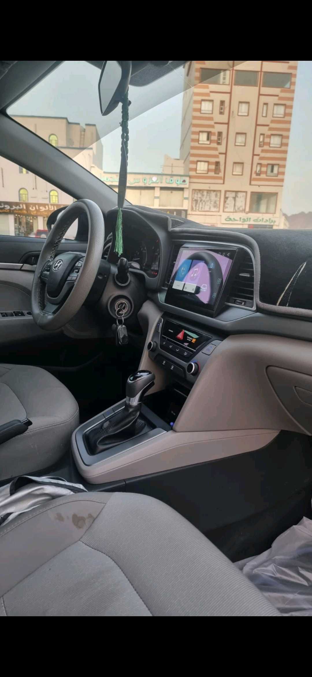 Car Image 2016 HYUNDAI ELANTRA SE