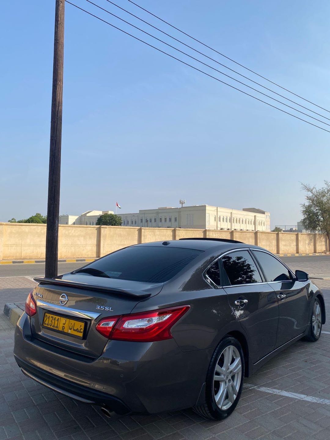 Car Image 2016 NISSAN ALTIMA SL