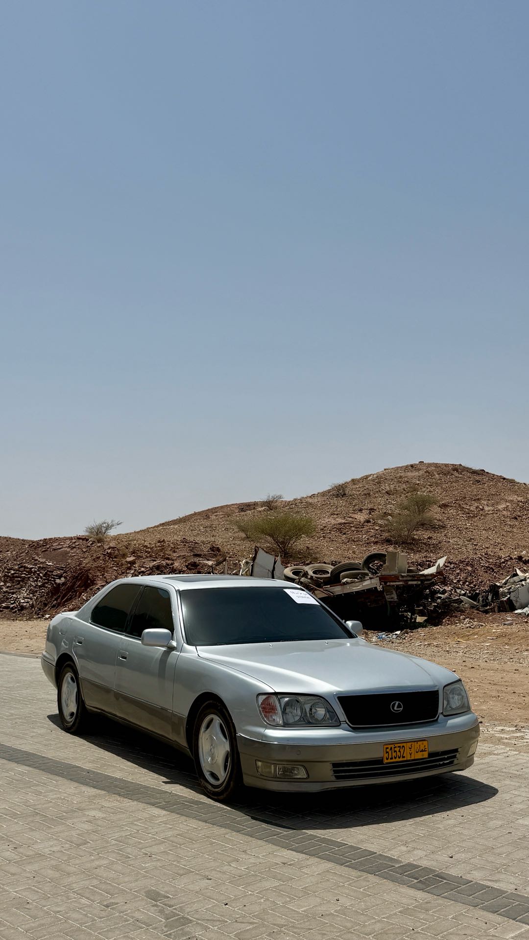 Car Image 1998 LEXUS LS 400