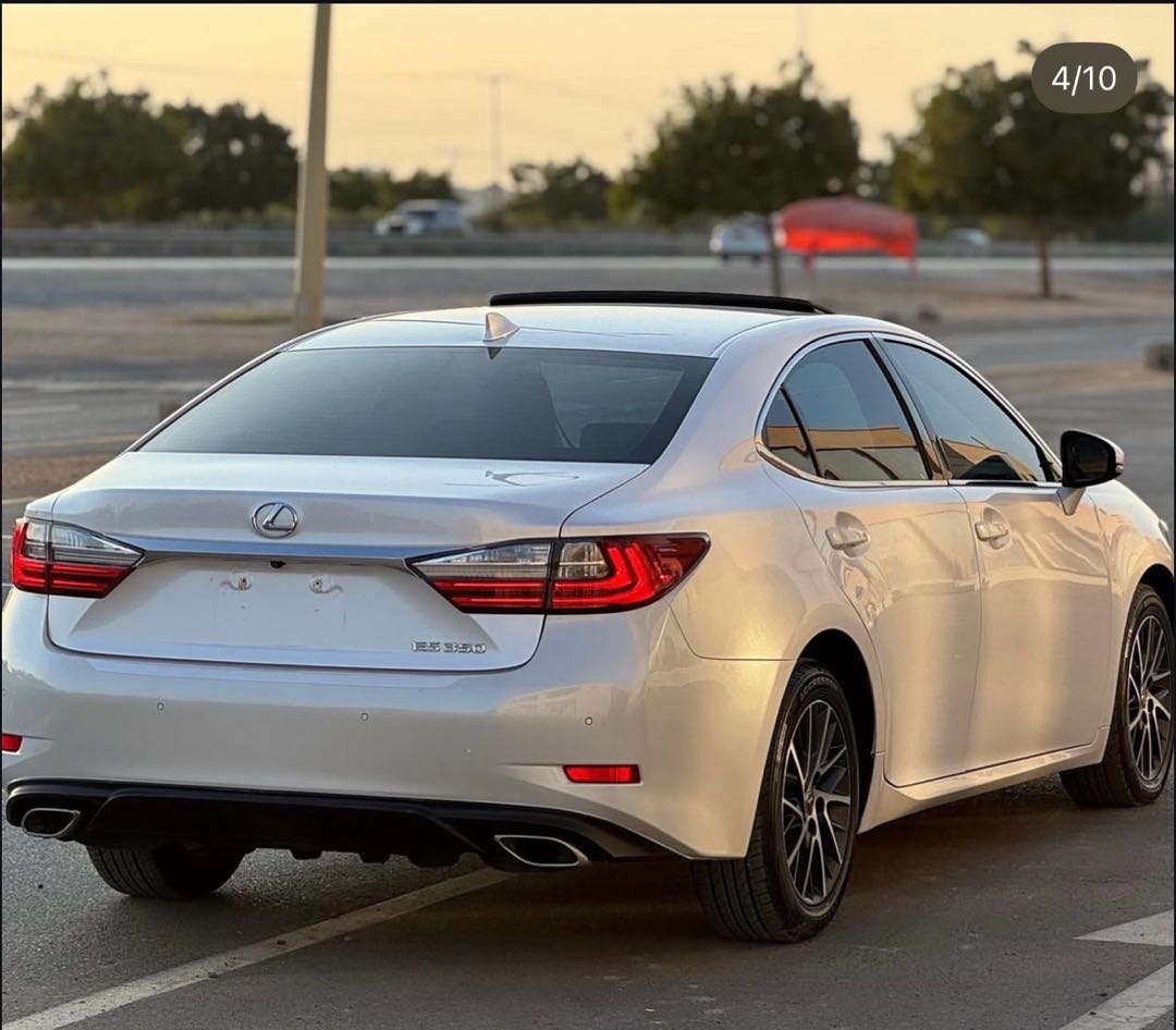 Car Image 2018 LEXUS ES 350