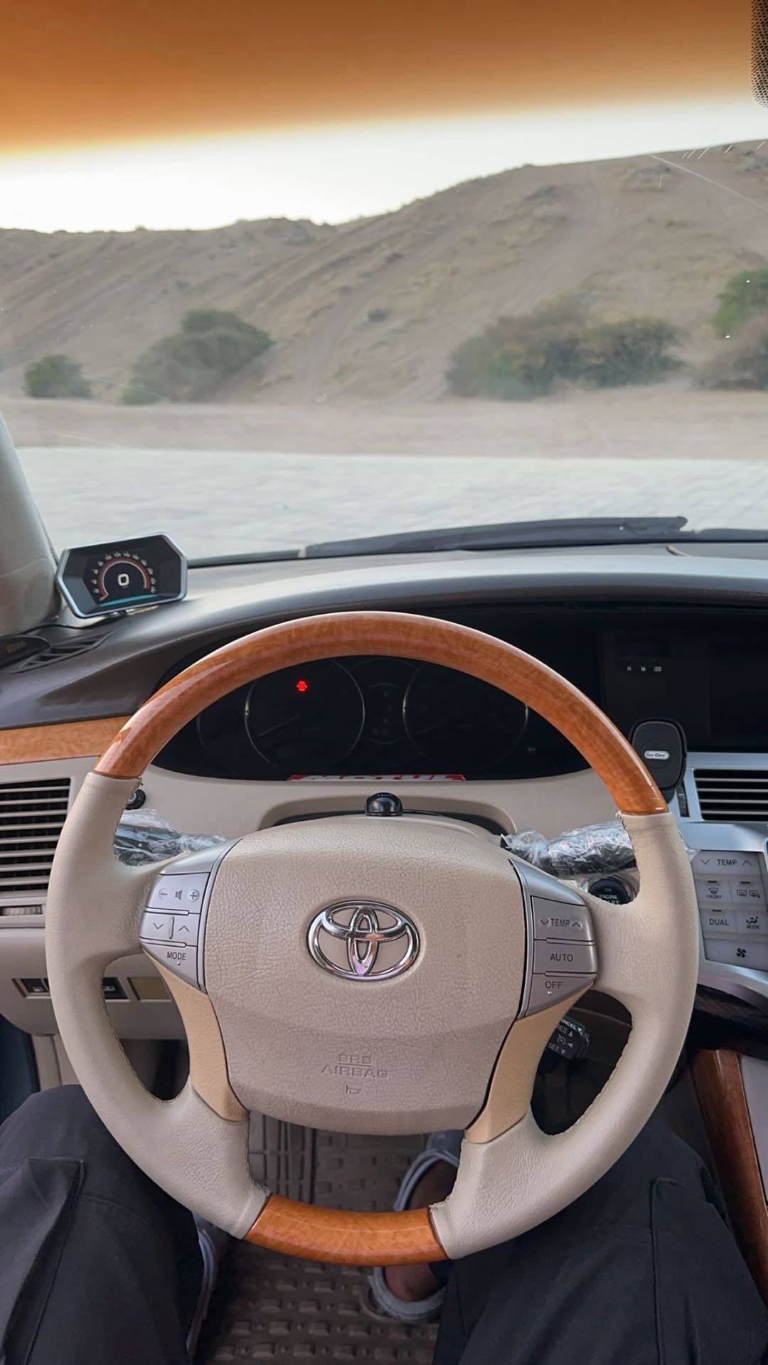 Car Image 2006 TOYOTA AVALON LIMITED
