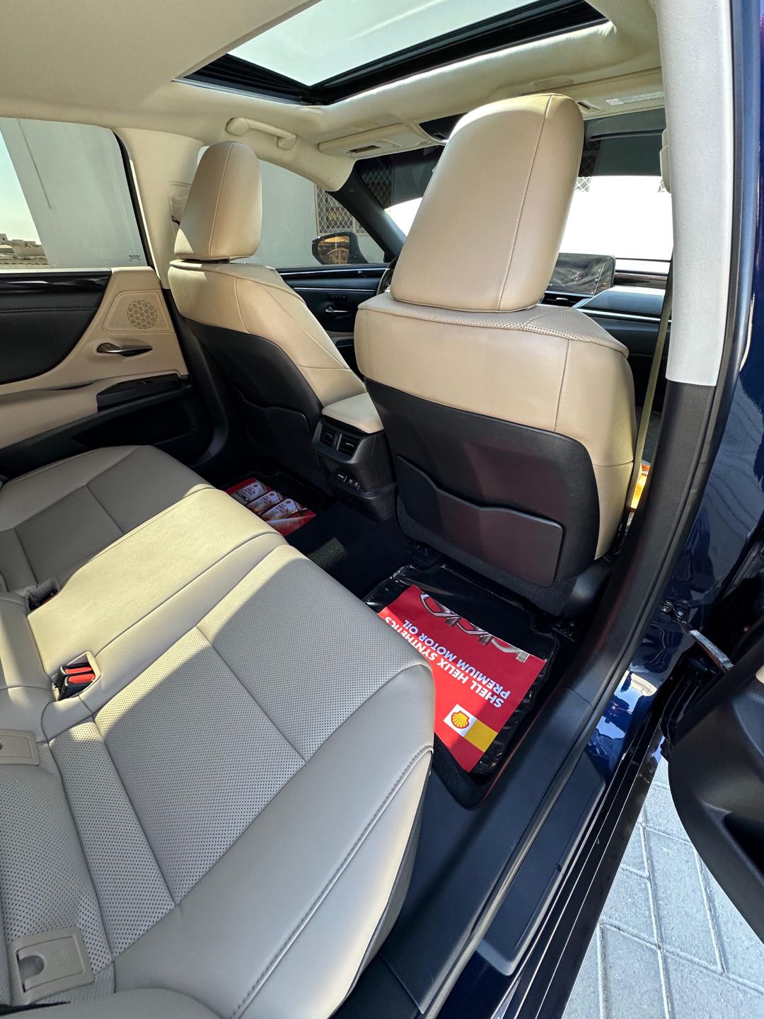 Car Image 2021 LEXUS ES 350