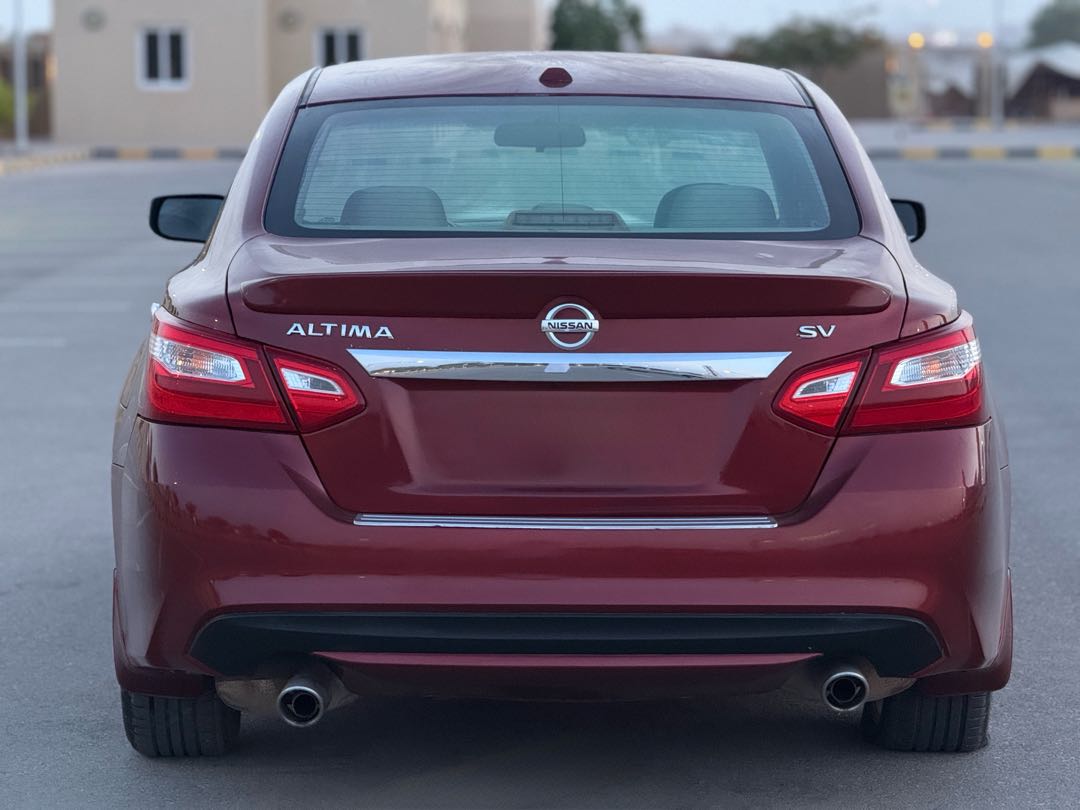Car Image 2016 NISSAN ALTIMA SV
