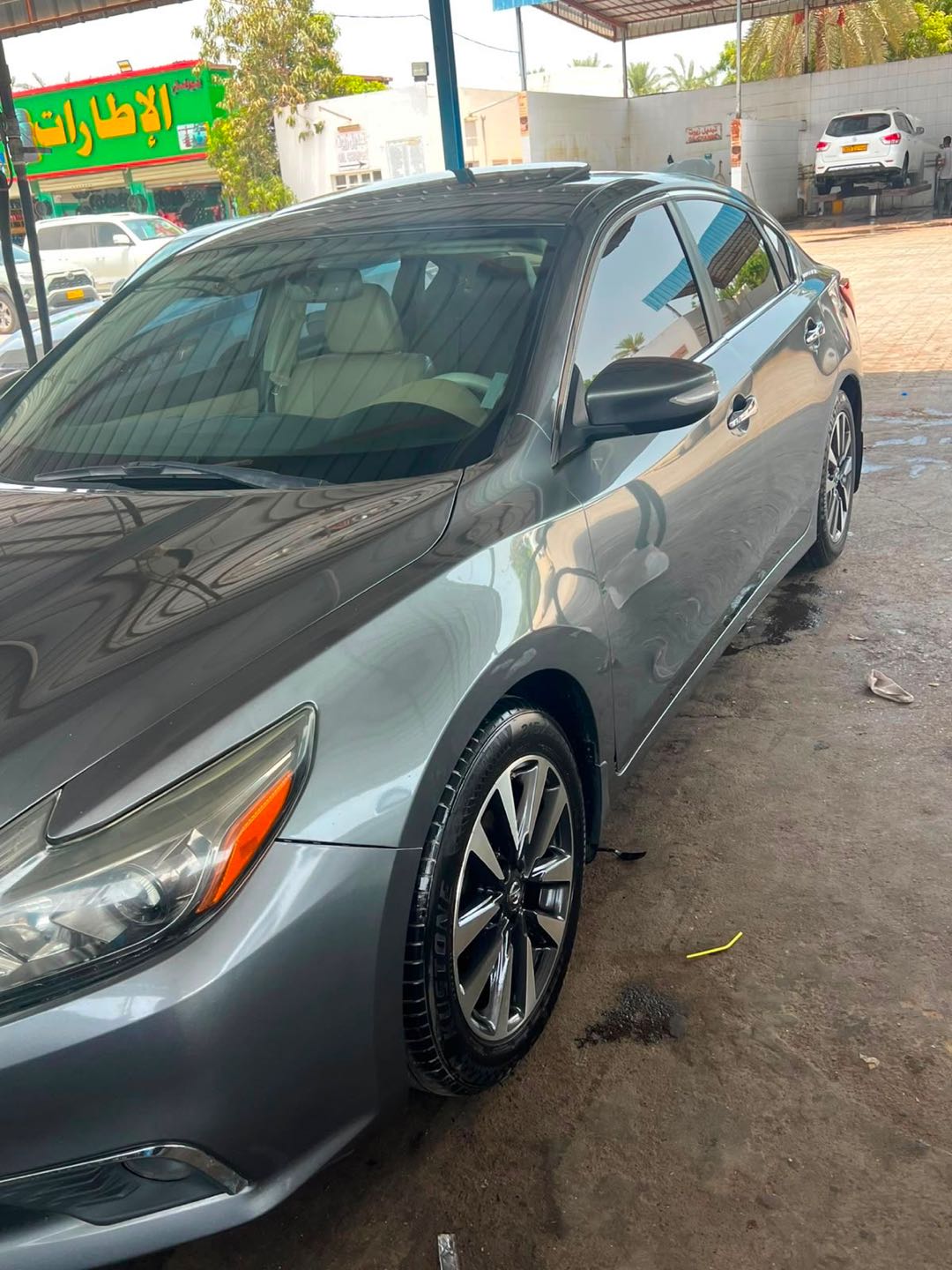 Car Image 2017 NISSAN ALTIMA SL