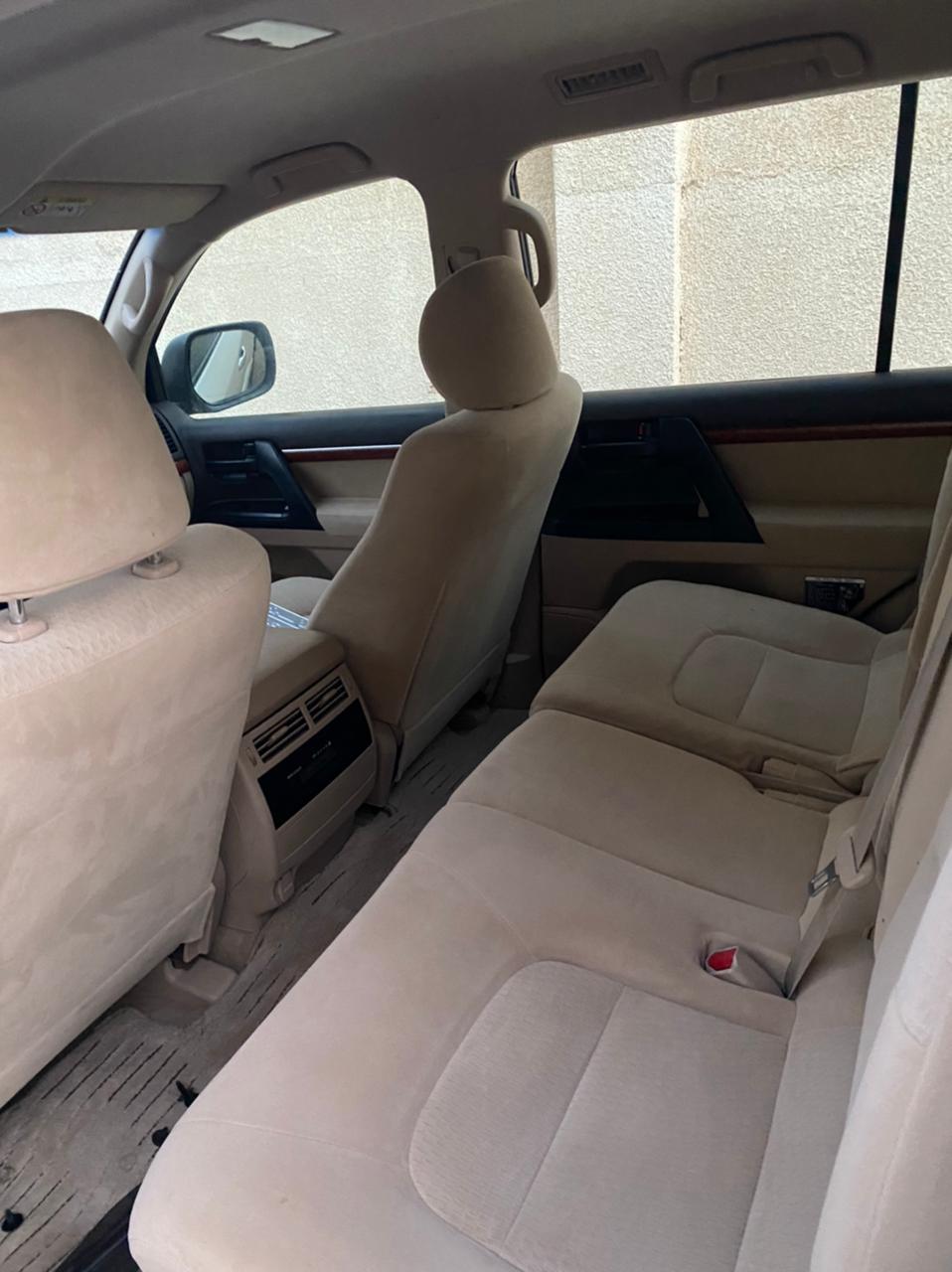 Car Image 2014 TOYOTA LAND CRUISER GX.R
