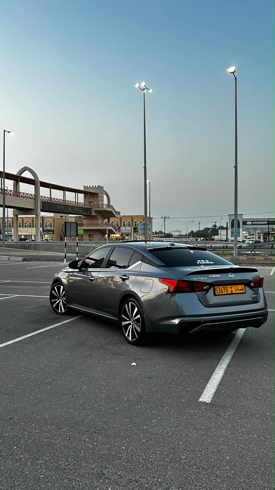 Car Image 2019 NISSAN ALTIMA SR