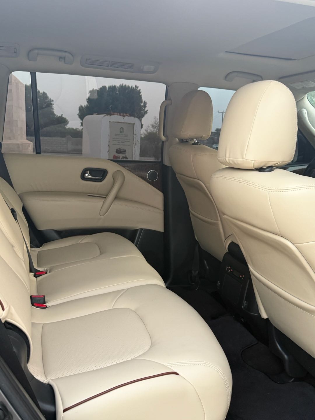 Car Image 2019 NISSAN ARMADA 