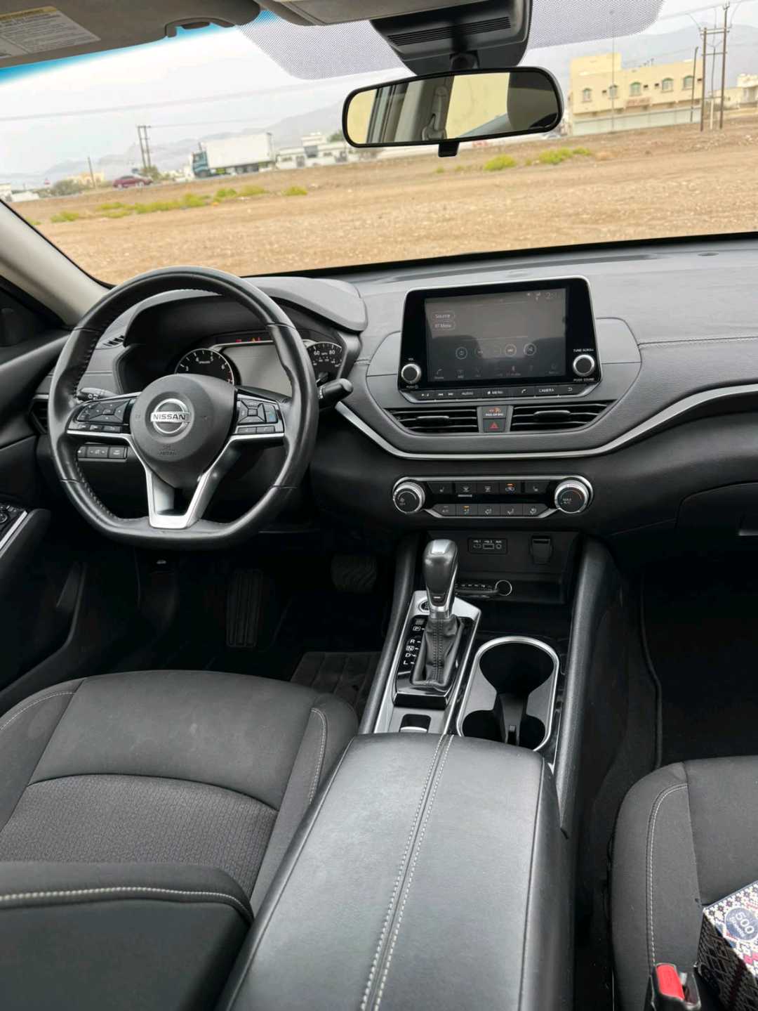 Car Image 2021 NISSAN ALTIMA SR