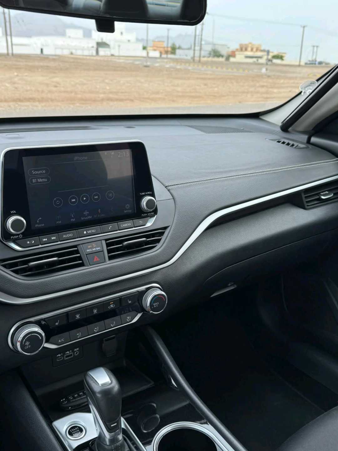 Car Image 2021 NISSAN ALTIMA SR