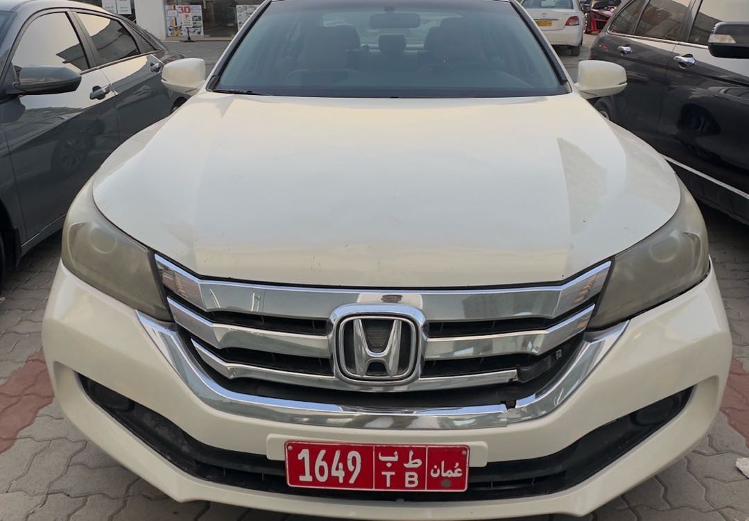 هوندا أكورد 2016