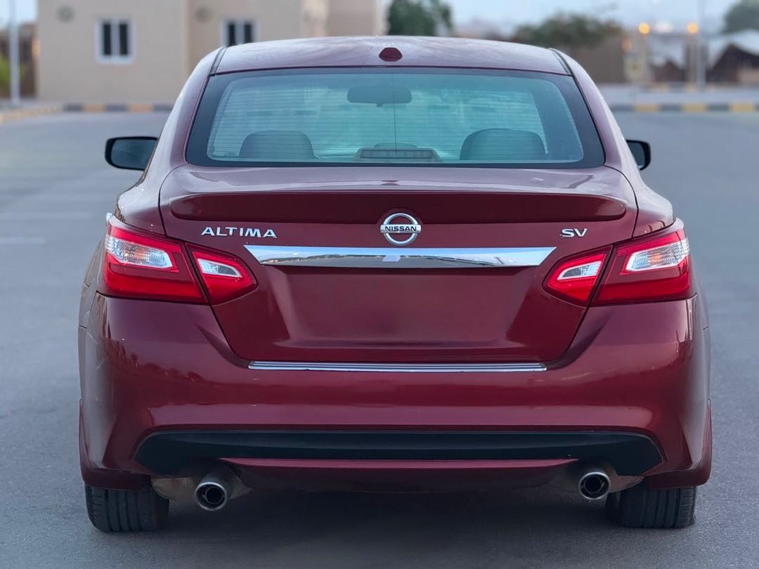 Car Image 2016 NISSAN ALTIMA SV