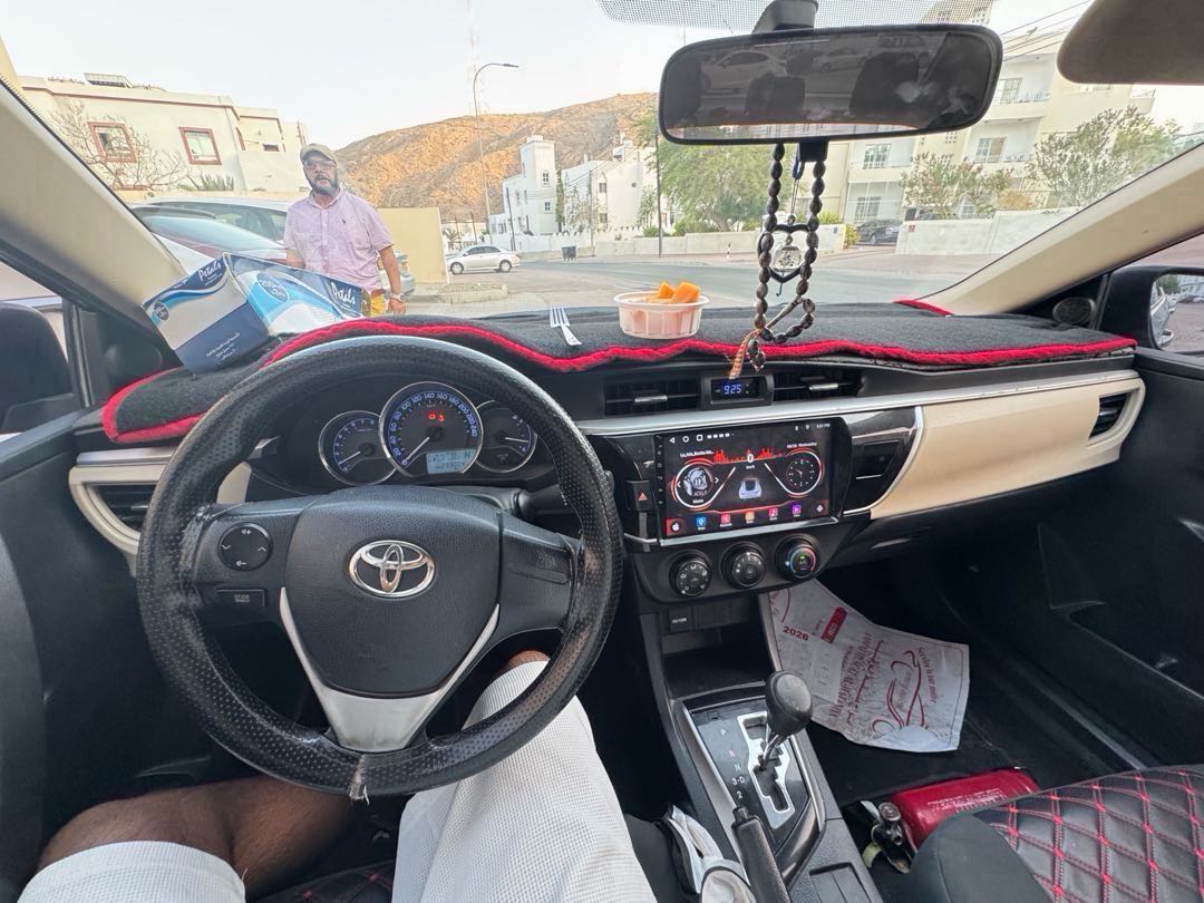 Car Image 2015 TOYOTA COROLLA XLI