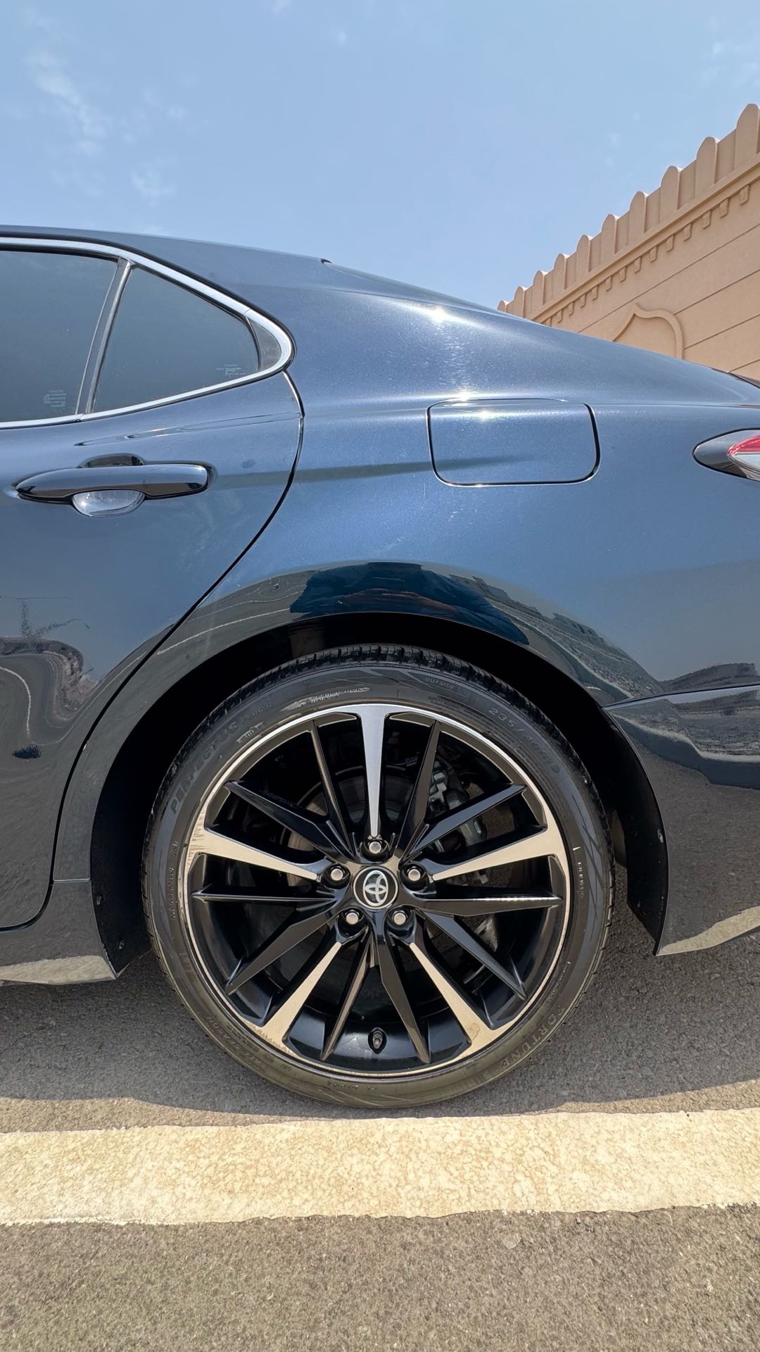 Car Image 2018 TOYOTA CAMRY XSE