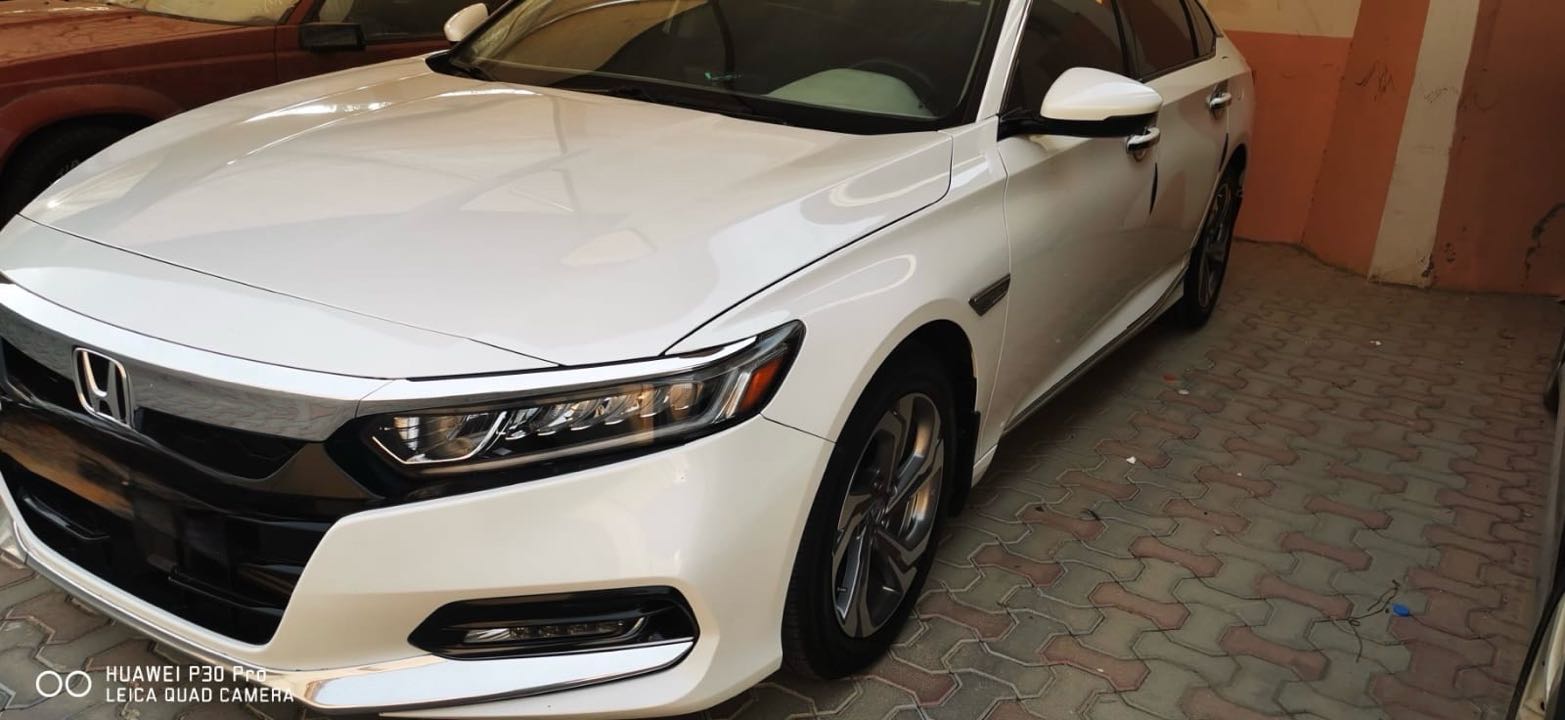 Car Image 2019 HONDA ACCORD EXL