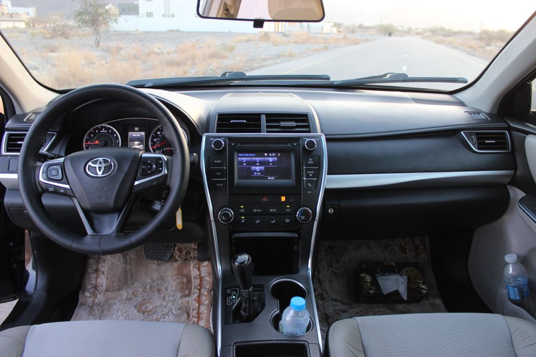 Car Image 2016 TOYOTA CAMRY SE