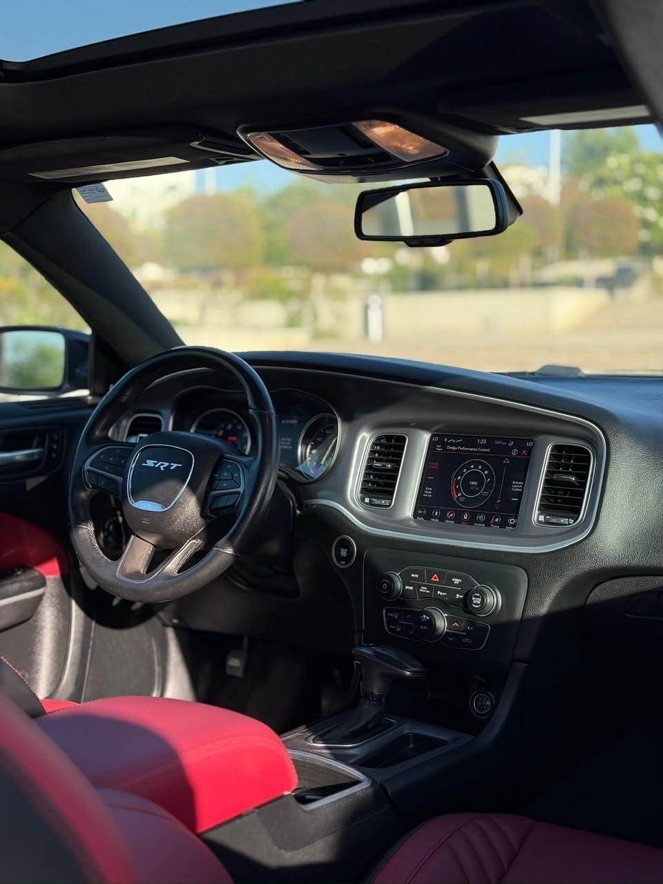 Car Image 2019 DODGE CHARGER SXT